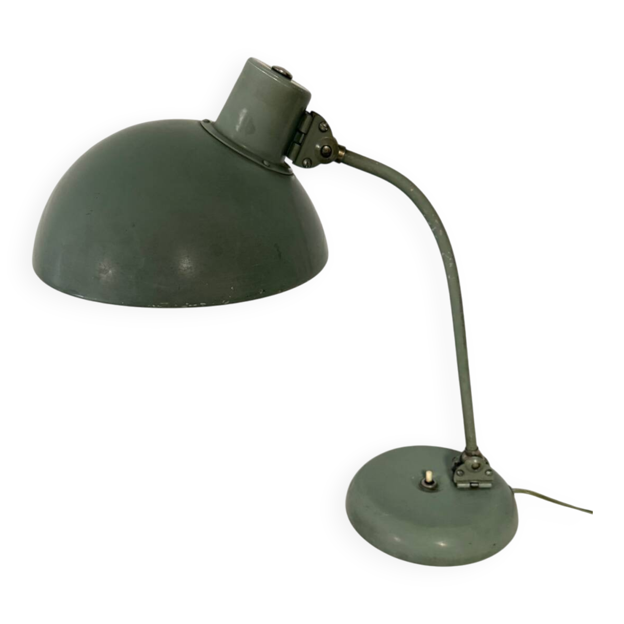 Articulated desk lamp