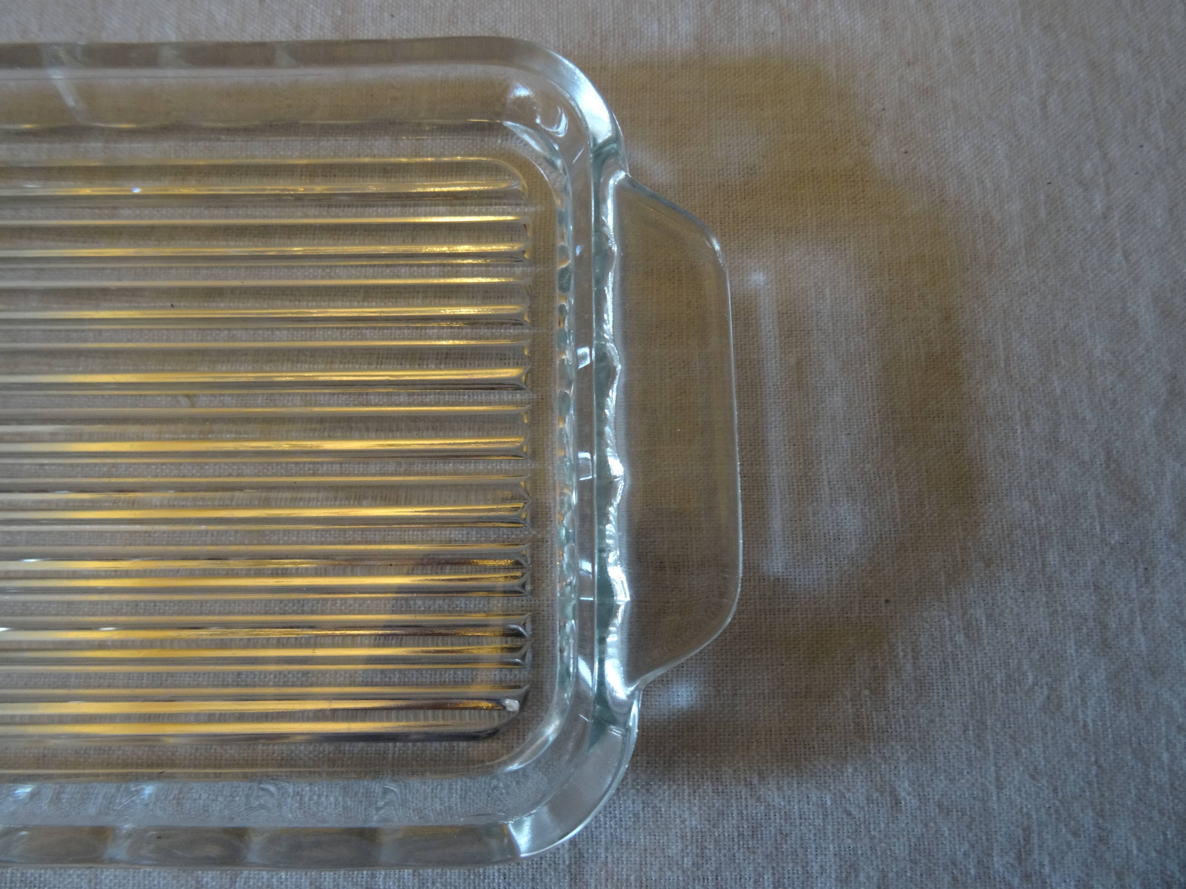 Vintage cake dish