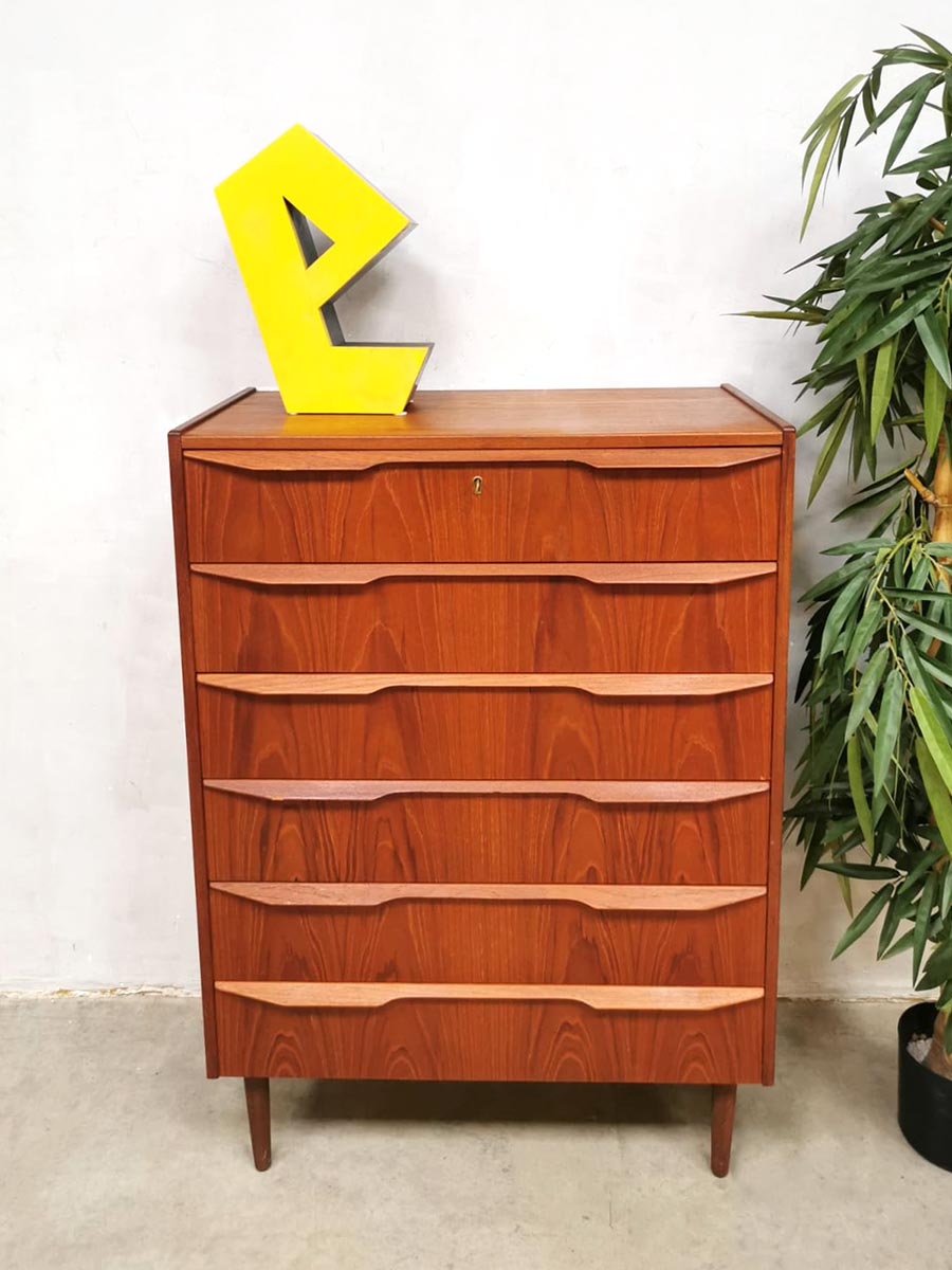 Vintage Danish design chest of drawers cabinet ‘double’
