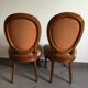 Paire de chaises médaillon style Louis Philippe en velours rose