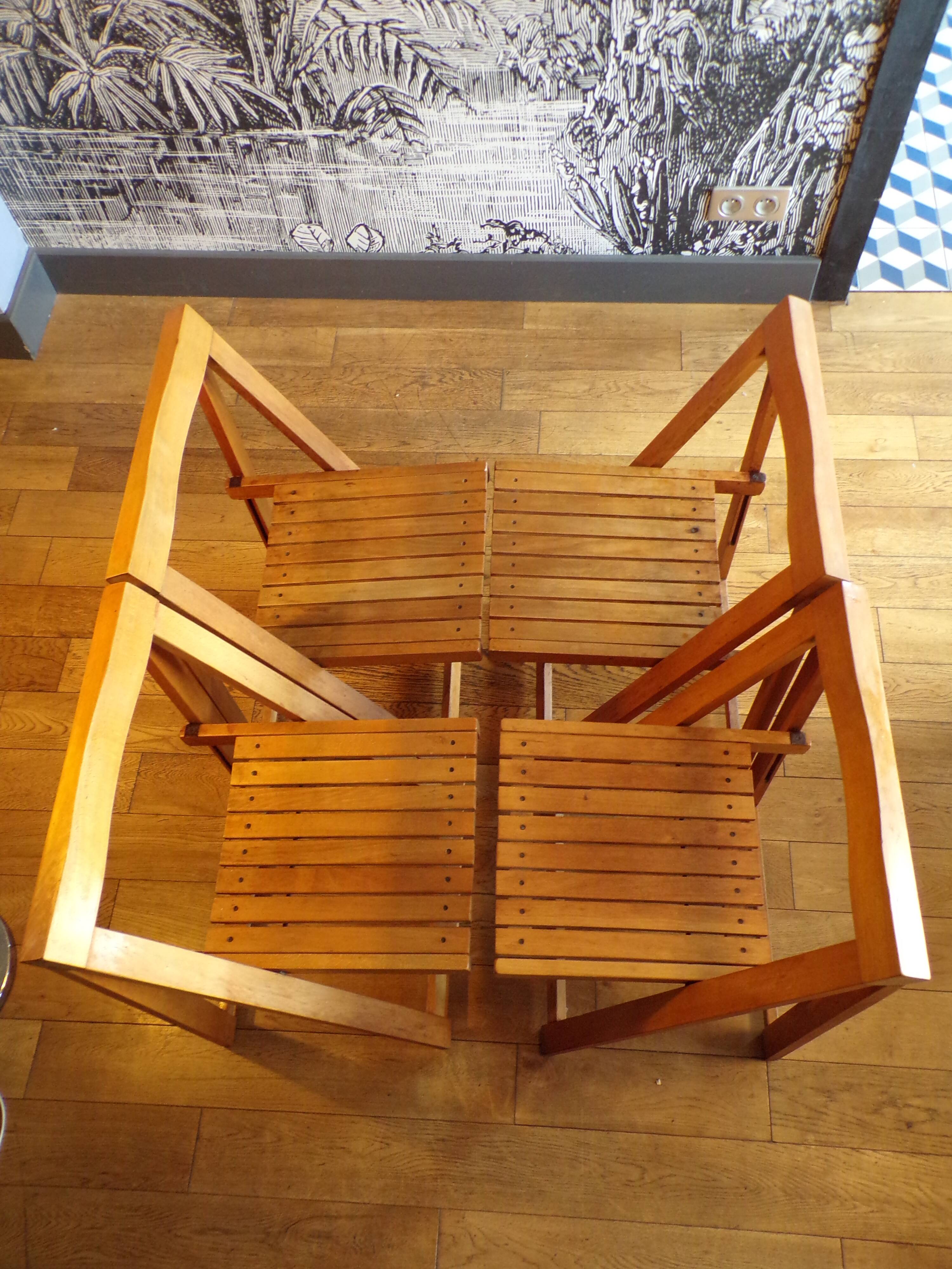 4 vintage Italian folding chairs
