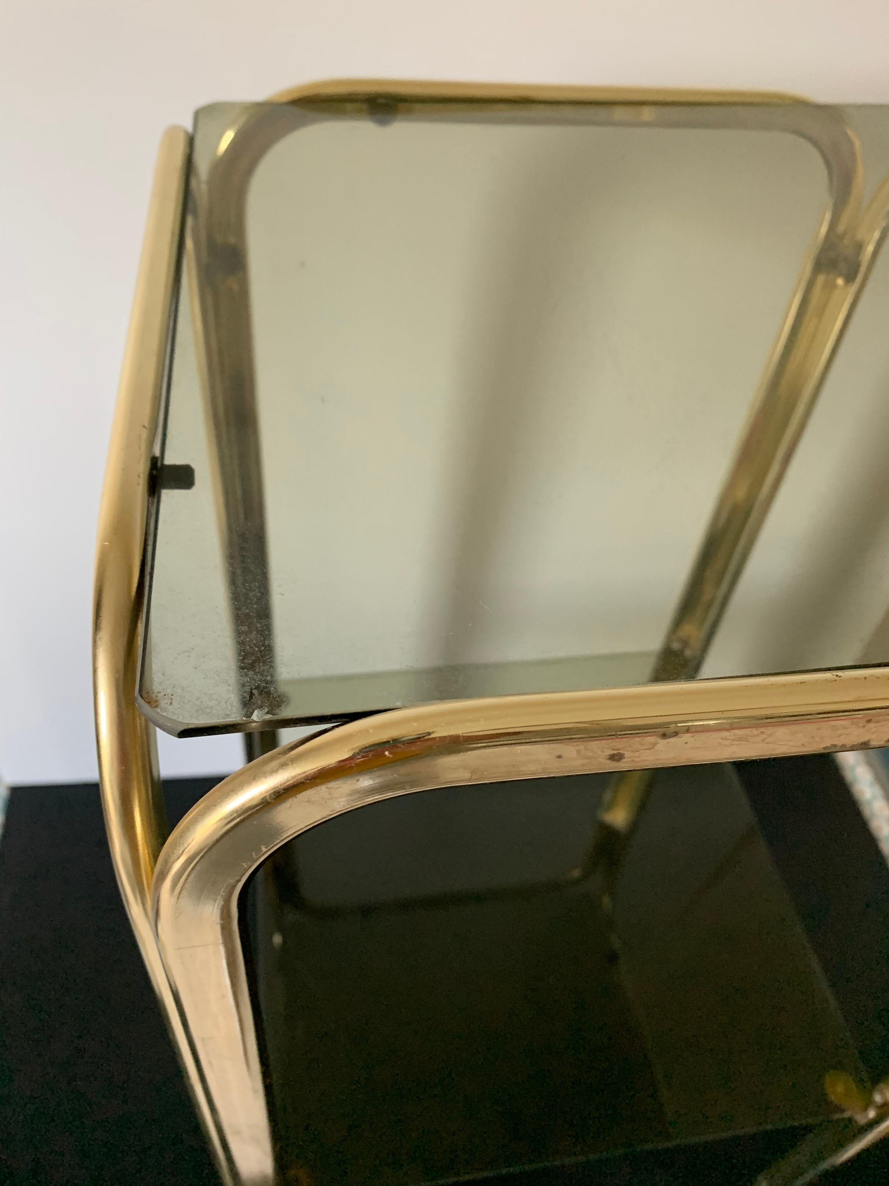 Sellette sofa tip smokes glass and gold metal