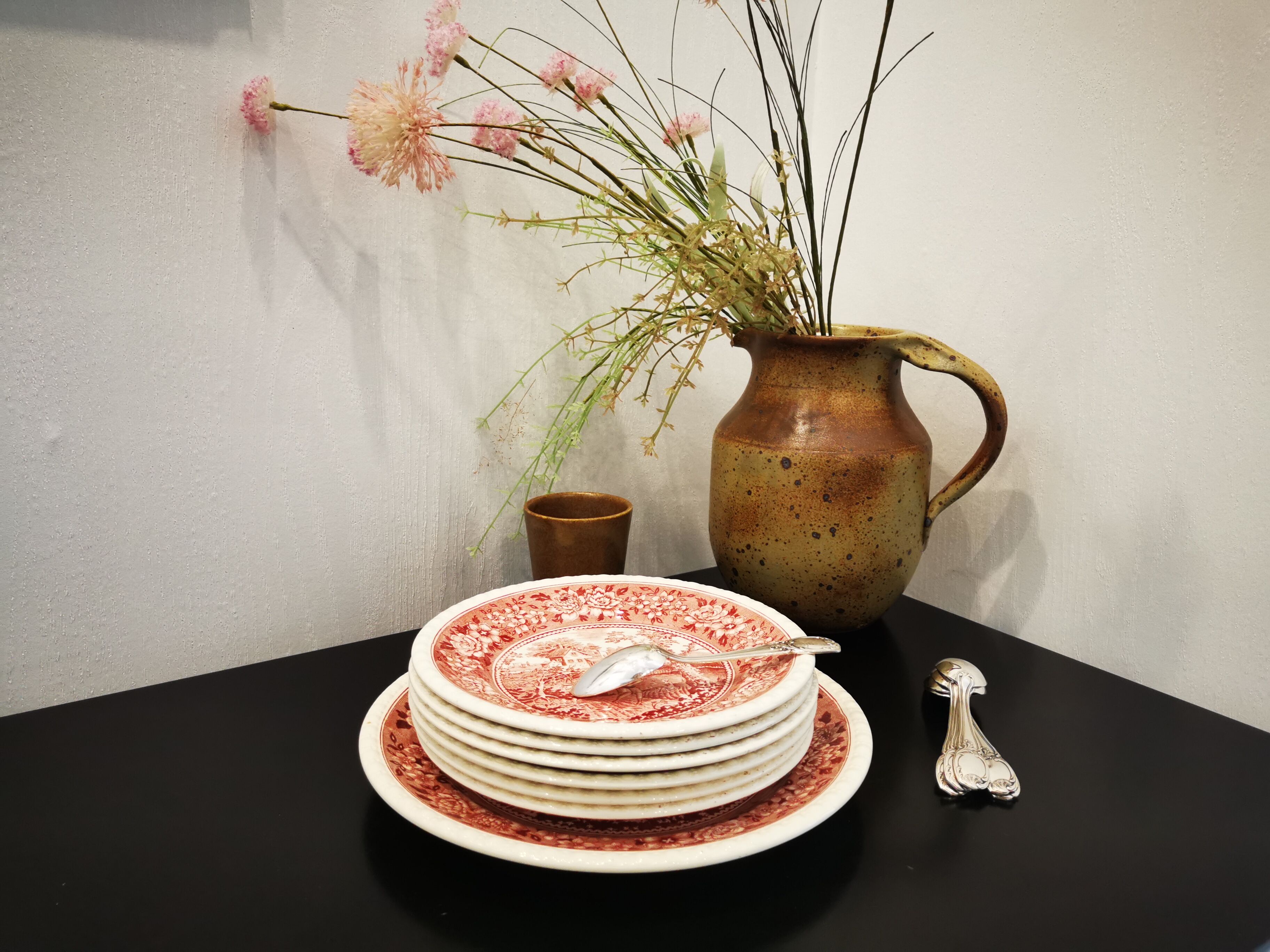 Set of 6 dessert plates and the Villeroy & Boch Rusticana serving dish