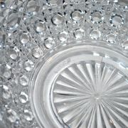 Saladier en cristal moulé signé diamants pierreries Baccarat  23cm