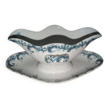 Dormant Sauce Boat Terre de Fer Saint Amand Hamage Byzantine