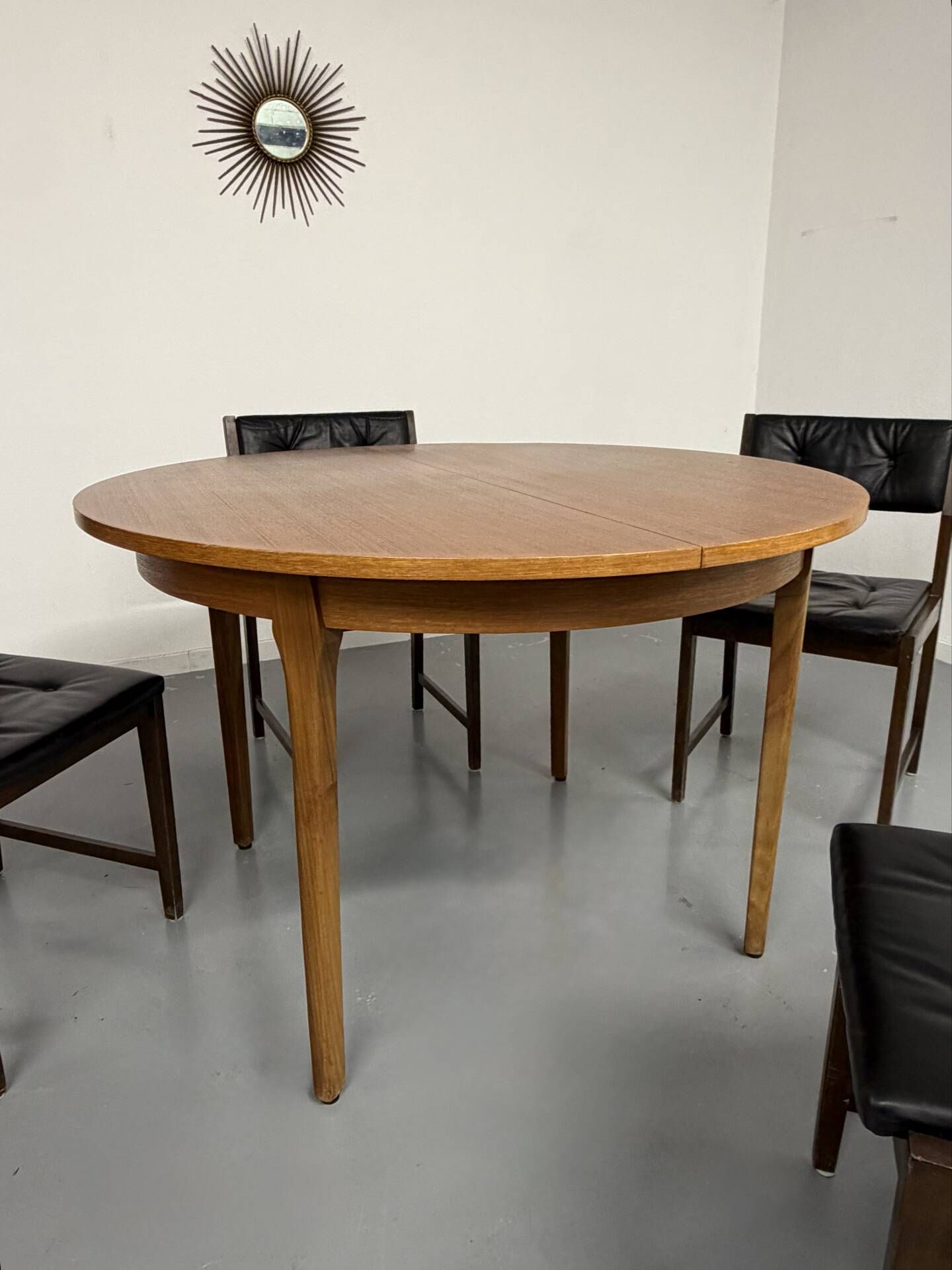 Vintage teak extendable round dining table Scandinavian design 1960s