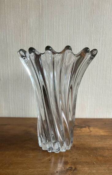 Vase corolle verre twisté style Pierre d'Avesn