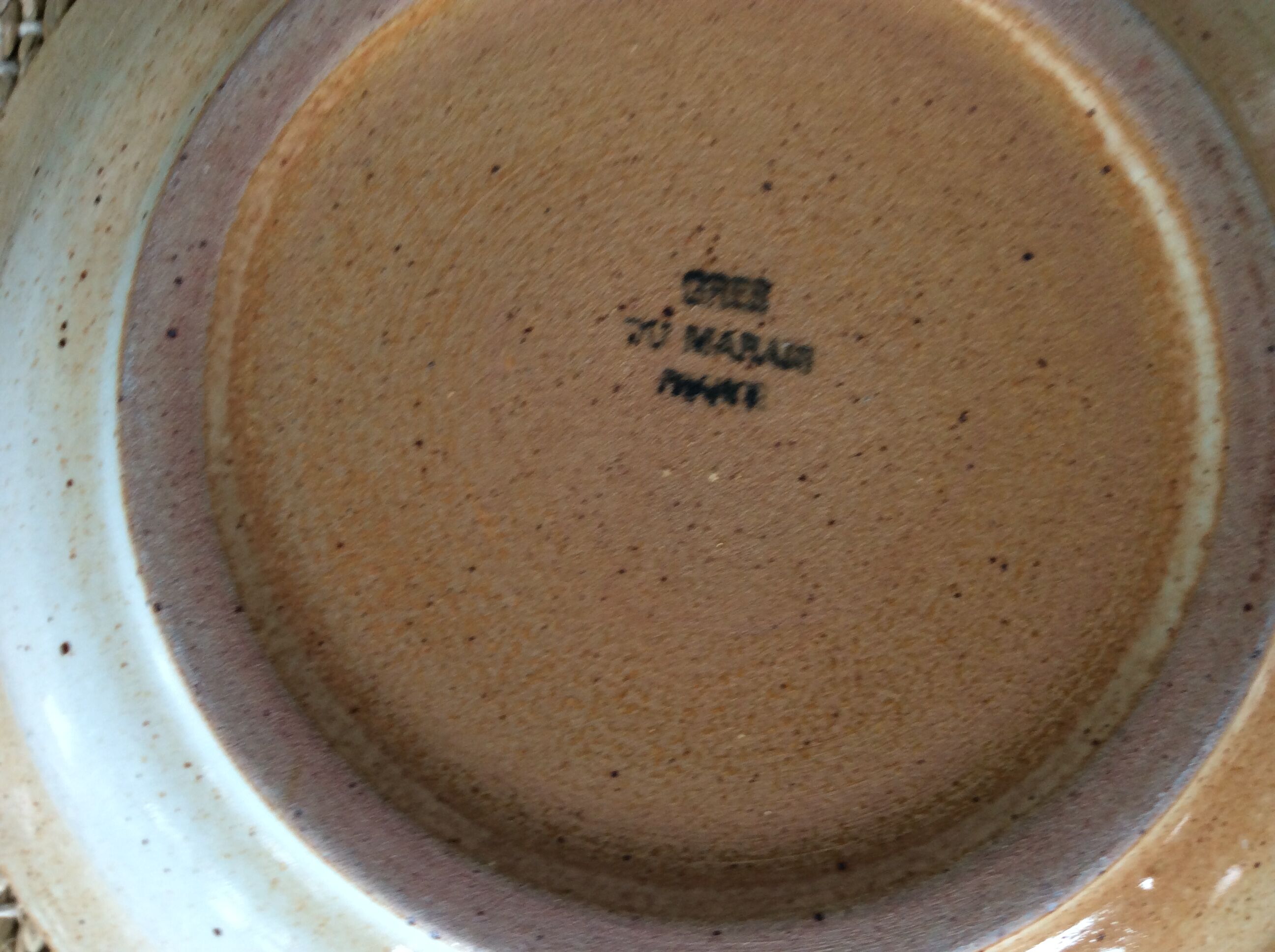 Series of 8 stoneware plates