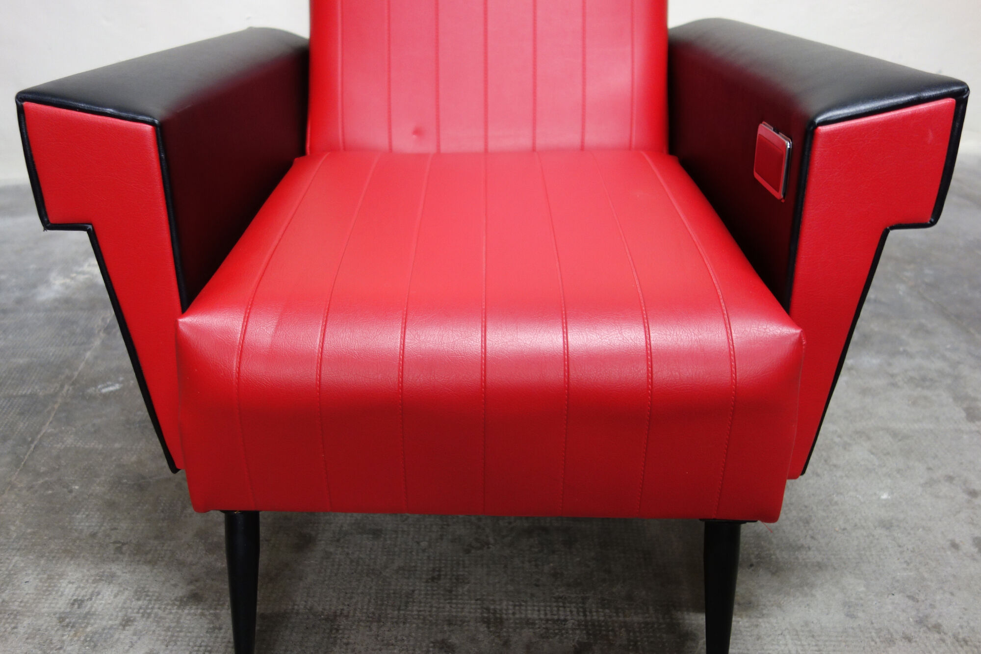 Vintage armchair Rockabilly rare reclining version with ashtray