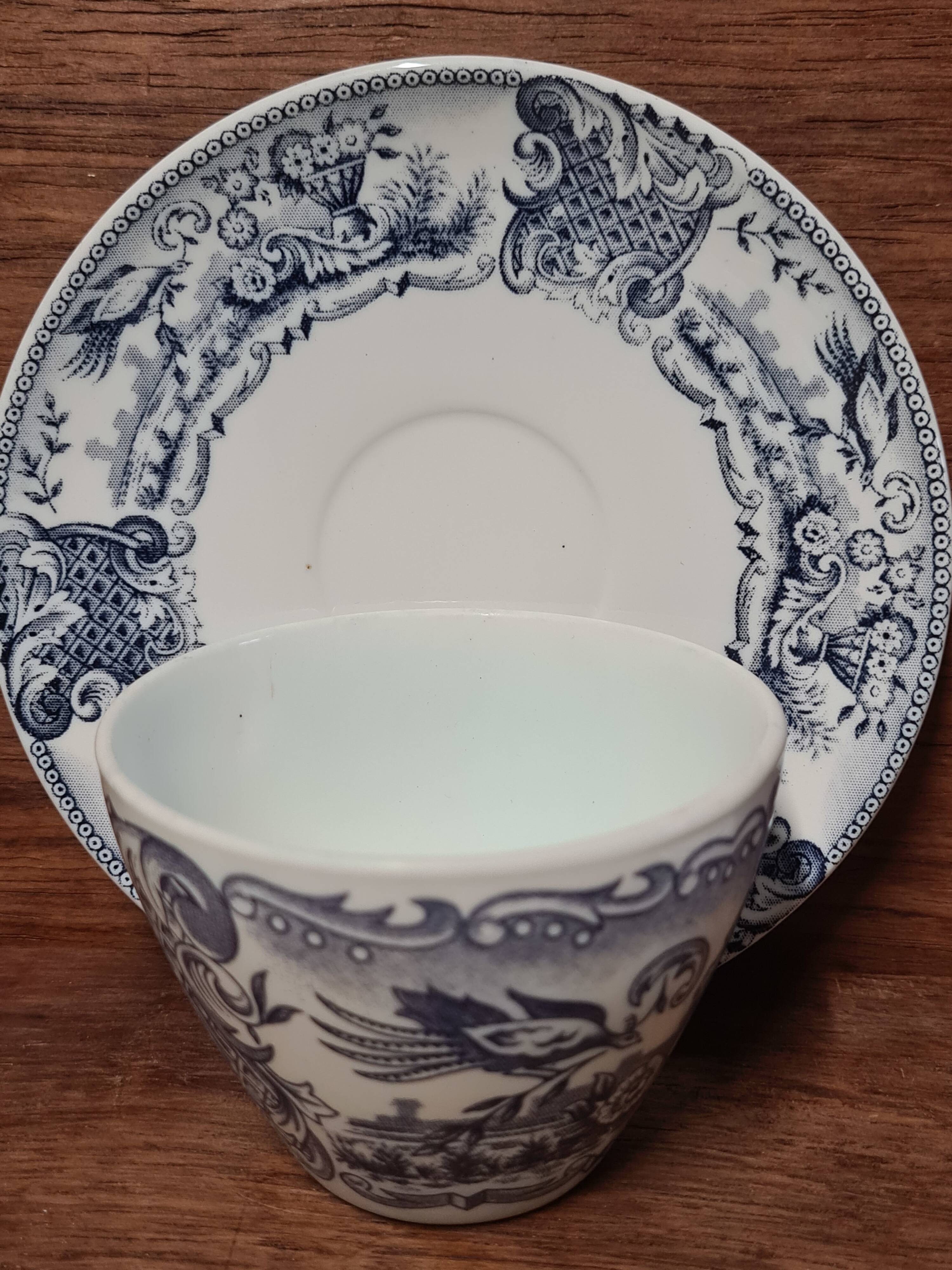 Pair of Rivanel cups in old opaline glass, vintage decor