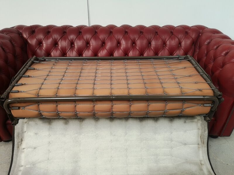 Sofa chesterfield convertible red leather