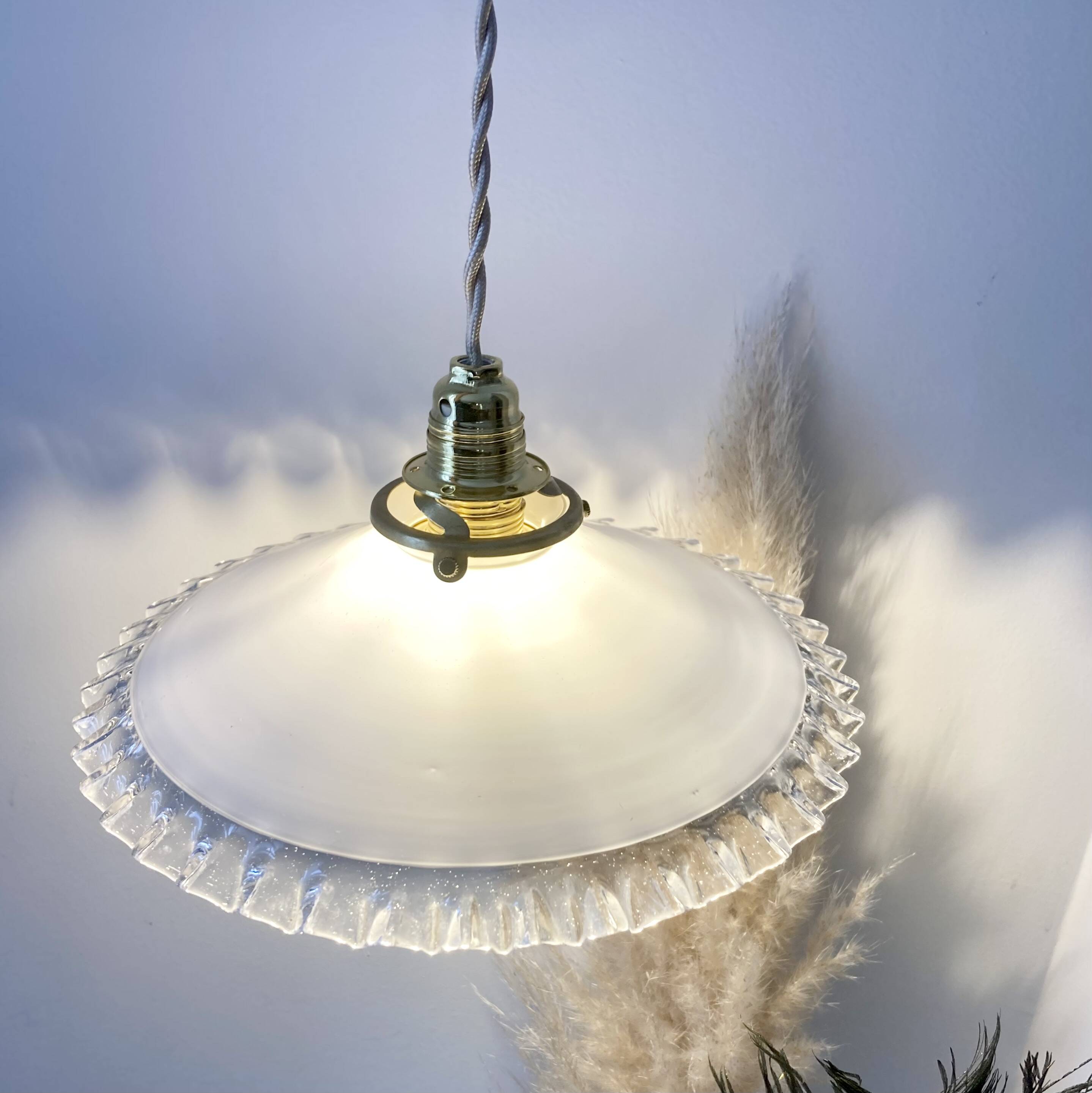 Pendant lamp, portable lamp, old opaline