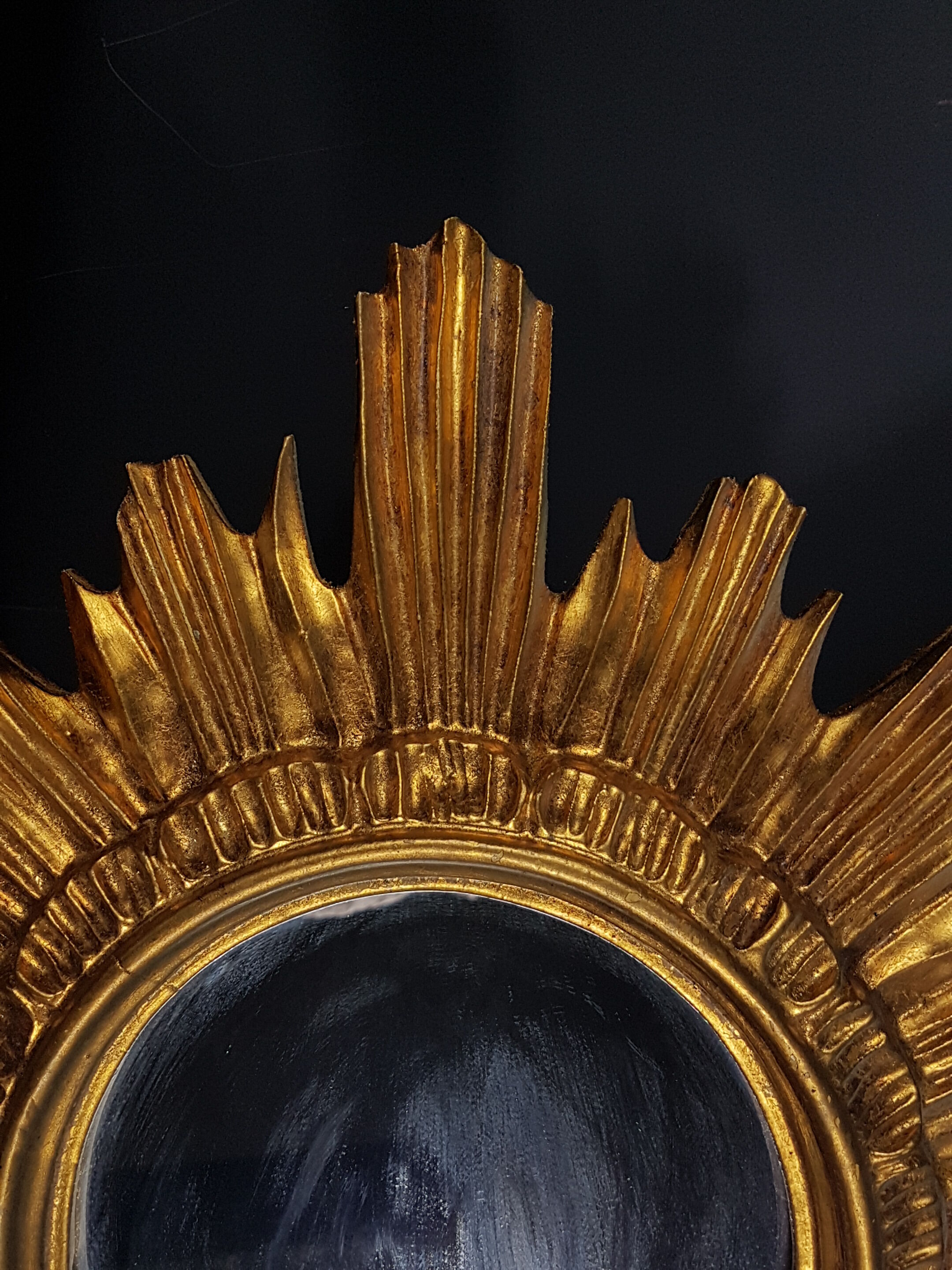 MIroir sun gilded wood and resin 60/70