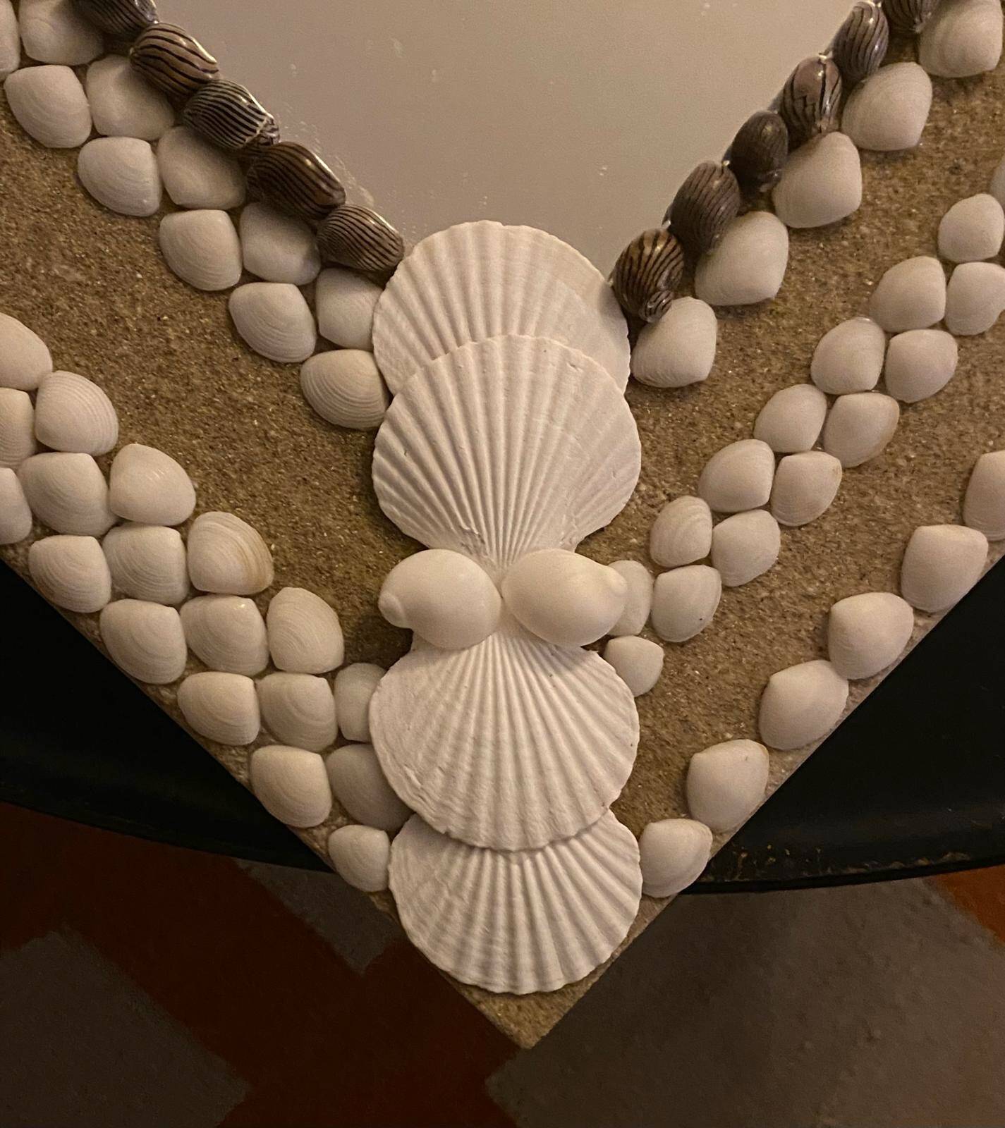 Mirror 2 wood & shells
