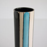 Straight vase