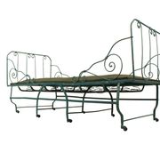 Lit de jour en métal pliable avec nouvelle sangle et rembourrage