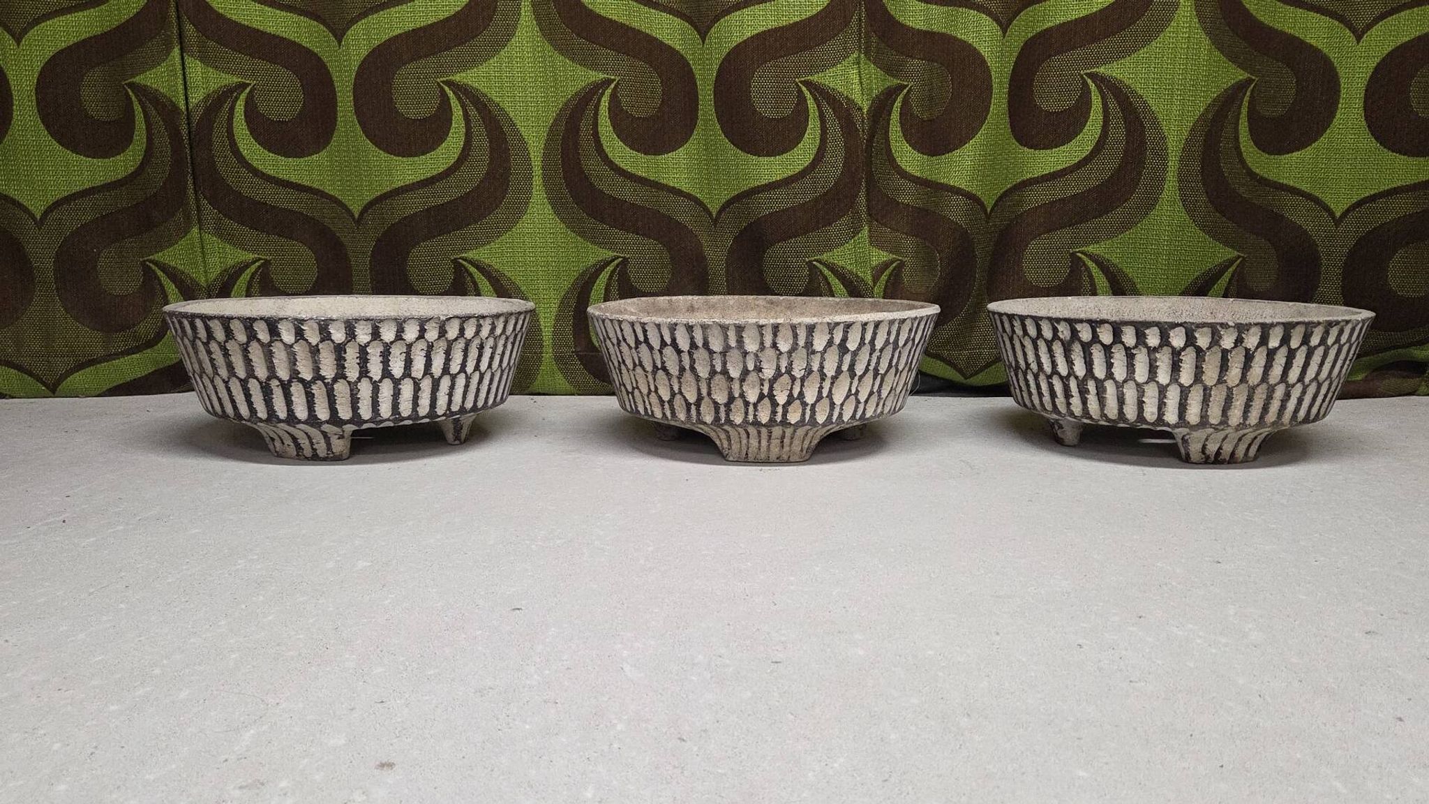 Mid-century textured concrete planter – Switzerland, 1960
