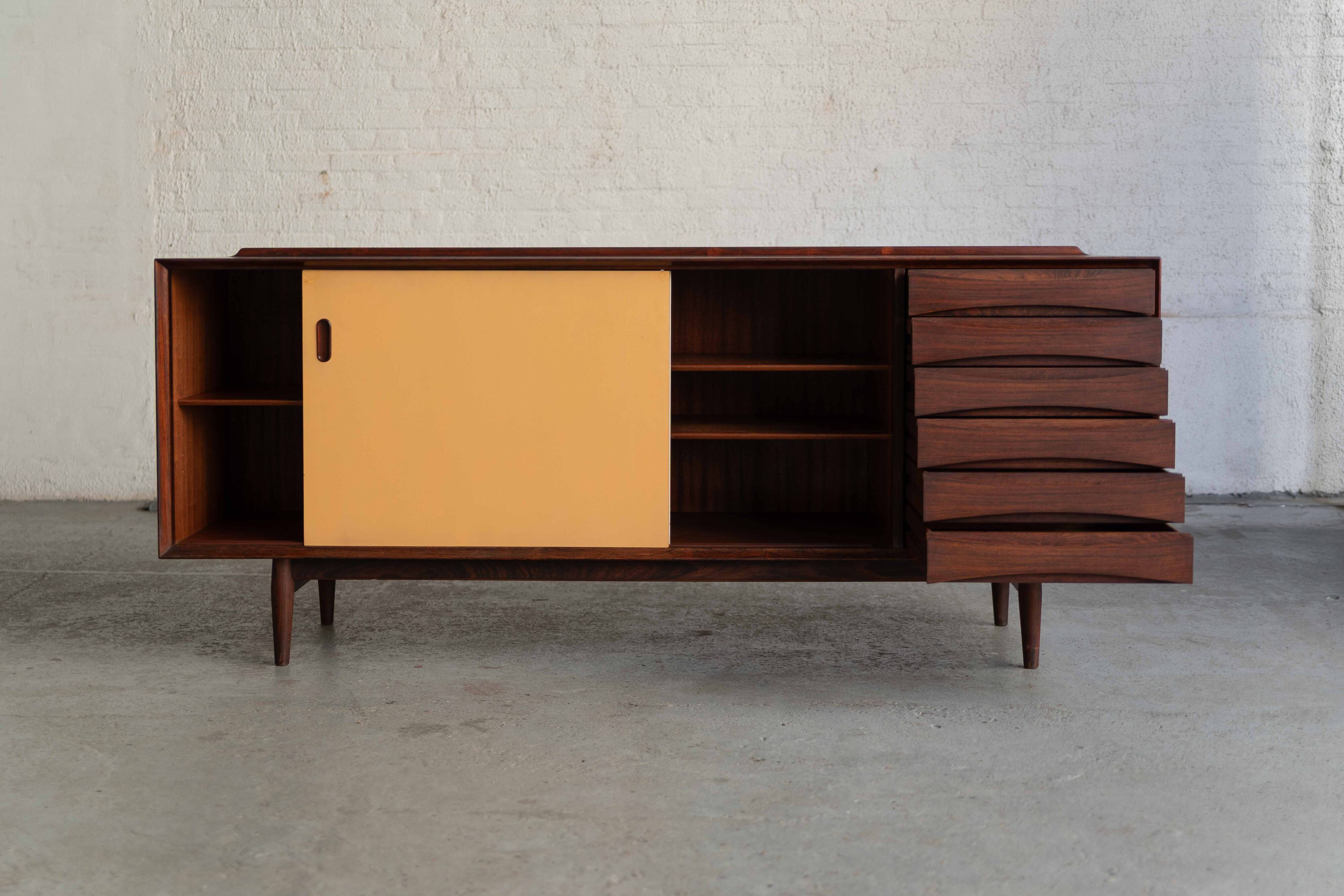 Sideboard 'OS 29' by Arne Vodder