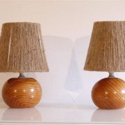 Paire de lampes vintage en bois et corde 1970