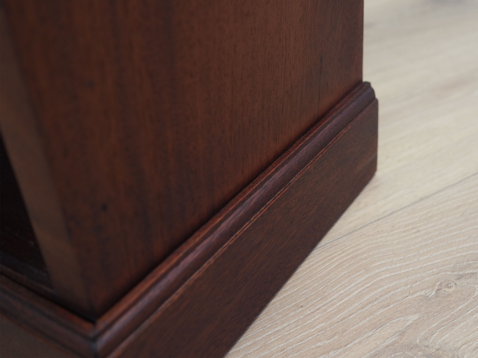 Mahogany bookcase, Danish design, 1960s, manufacturing: Denmark
