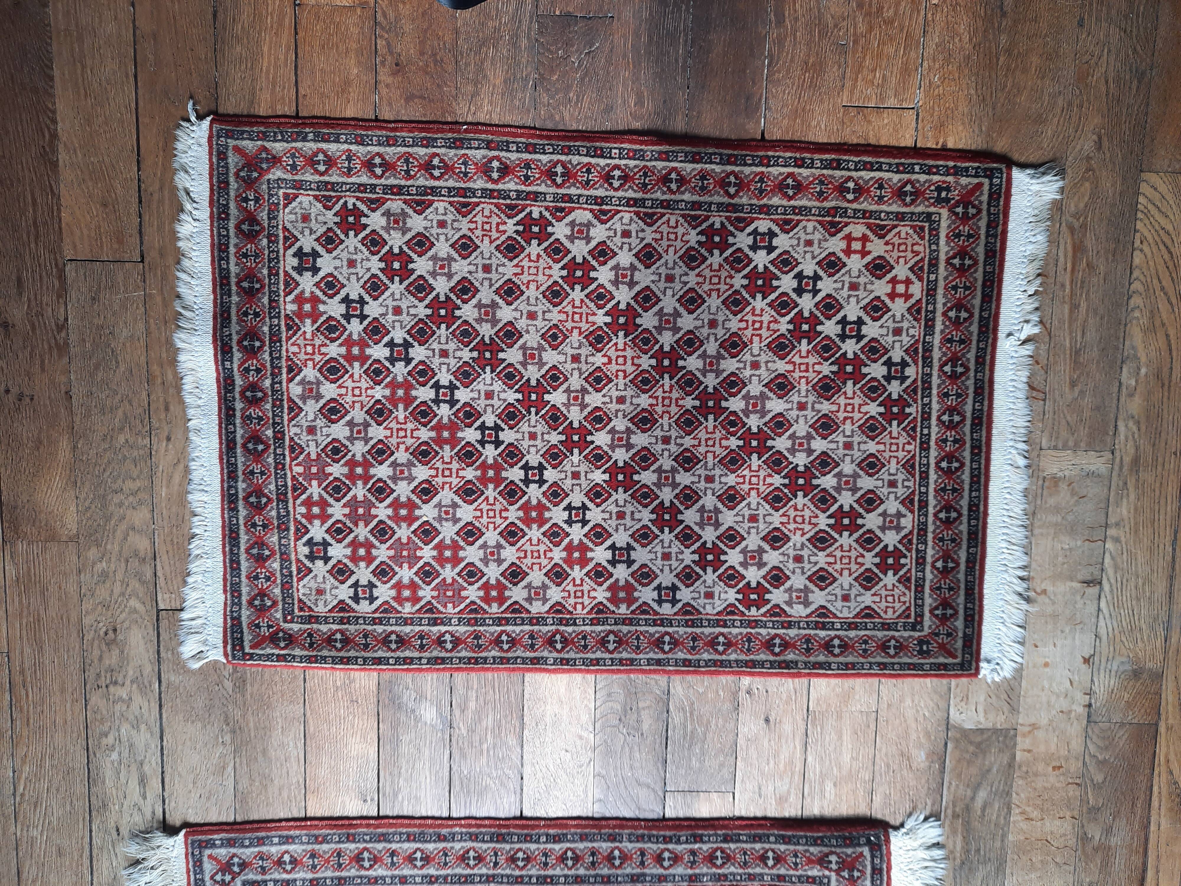 Oriental carpet 97x60cm