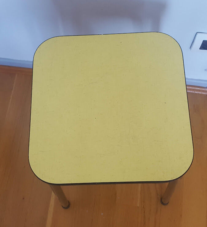 Pair of stools formica