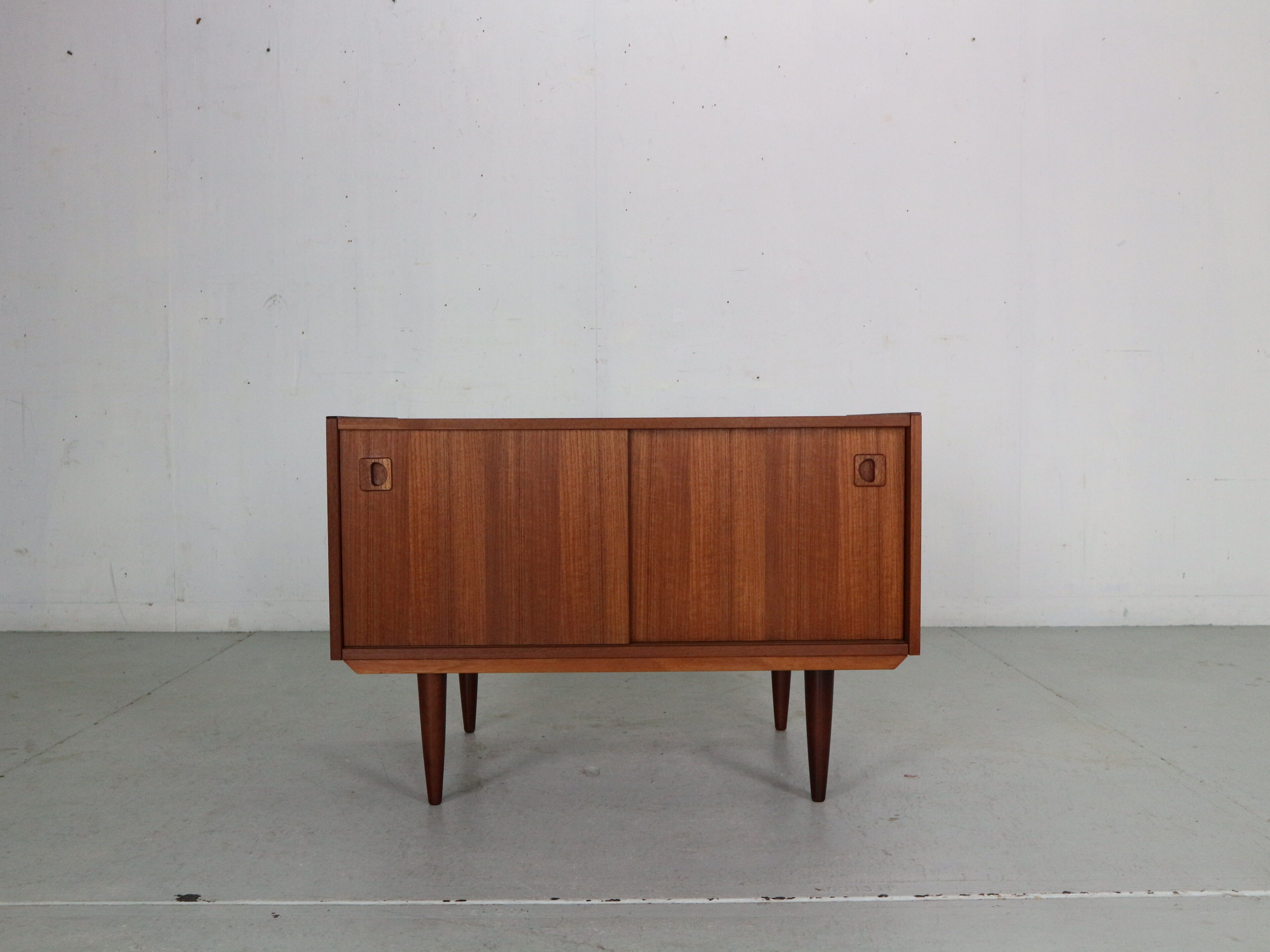 Mid century modern mini teak sideboard, 1960 Denmark