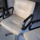 Lot de 3 fauteuils de bureau en cuir année 70