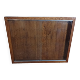 Oak wall-mounted key hotel display case