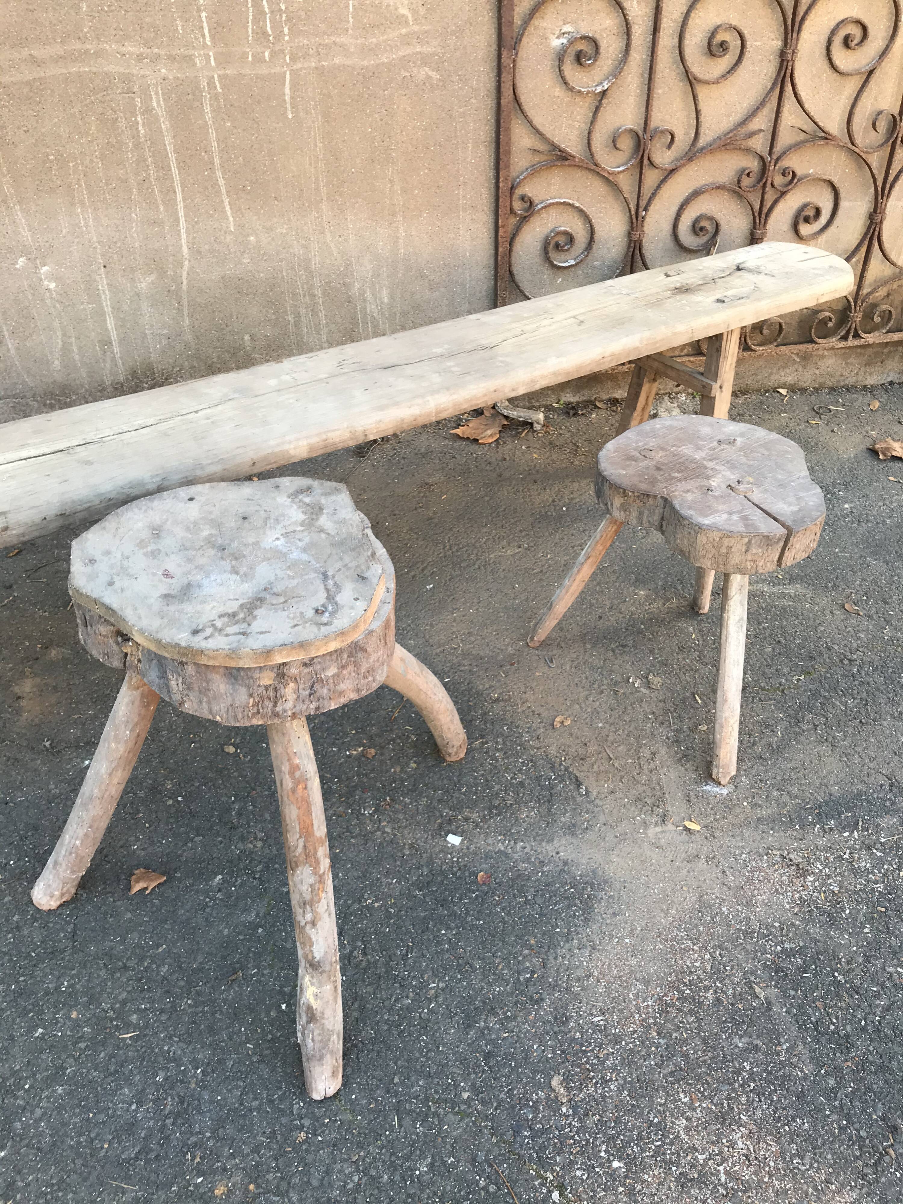 Set of 1 bench and two stools