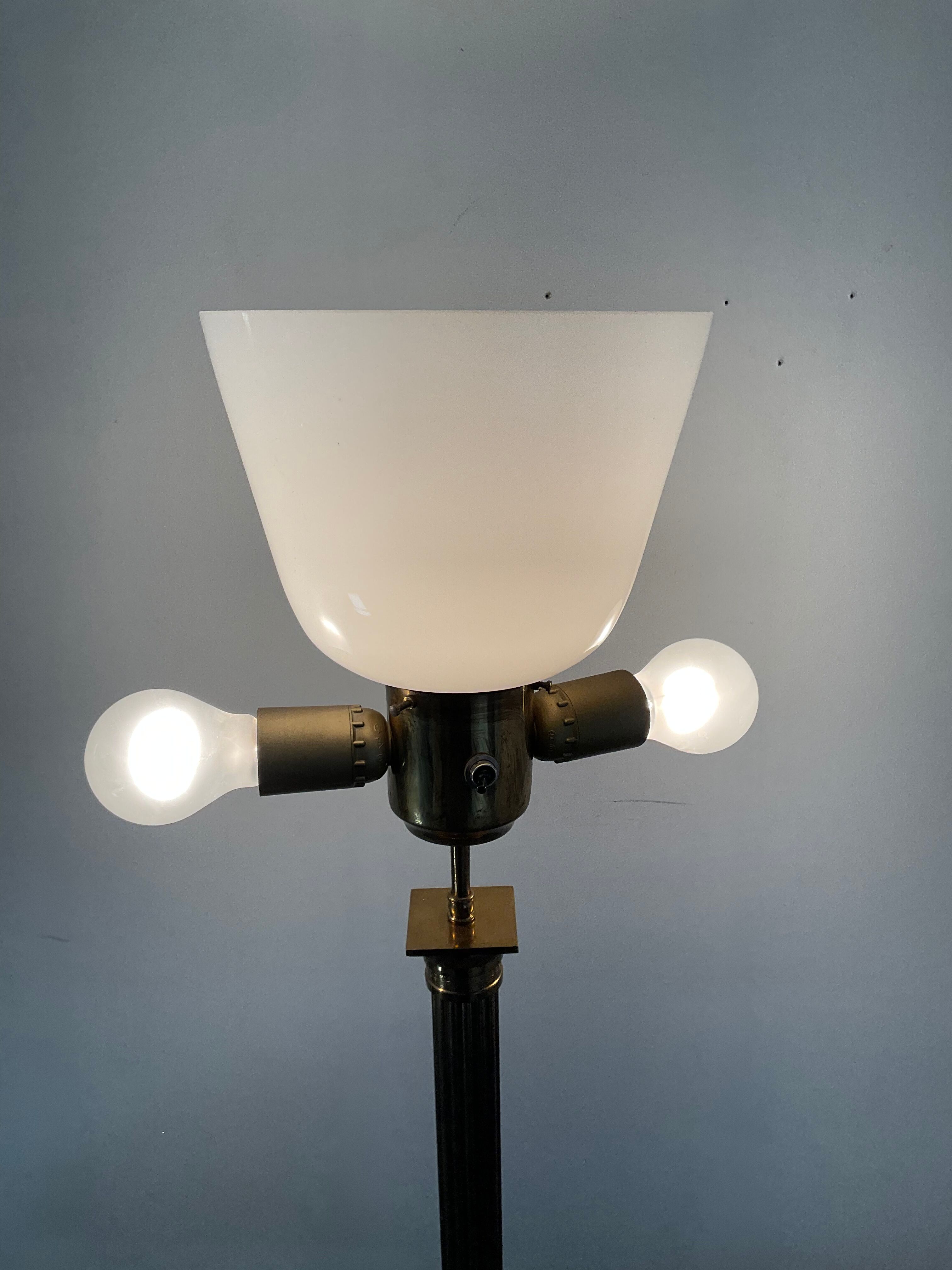 Empire style column lamp in bronze, opaline and marble