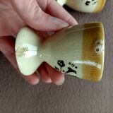Retro egg cups 💐