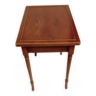 Ancienne petite table basse, bout  de canapé, salon...