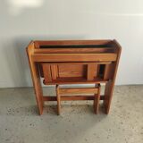 Foldable pine children's desk