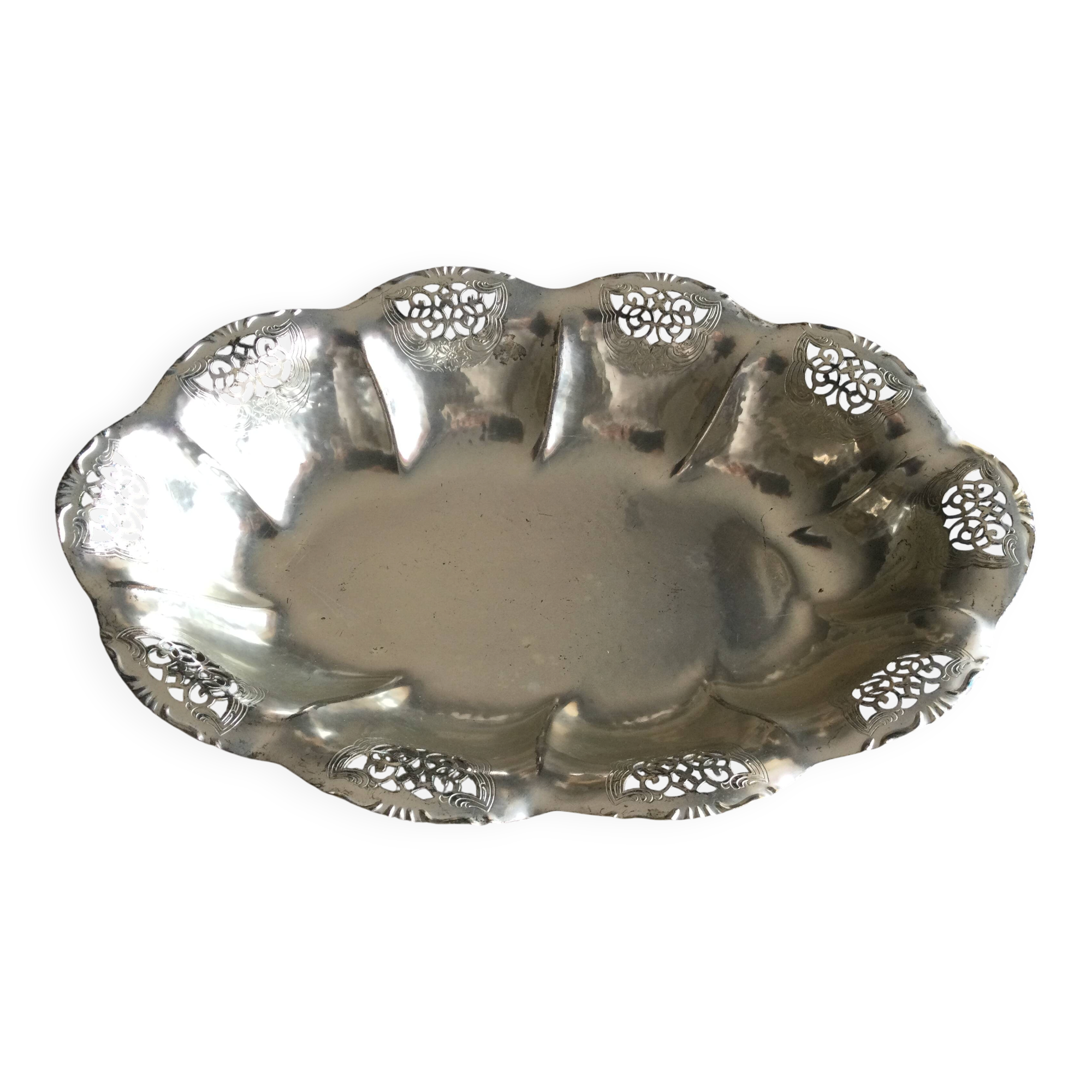 silver metal bread basket