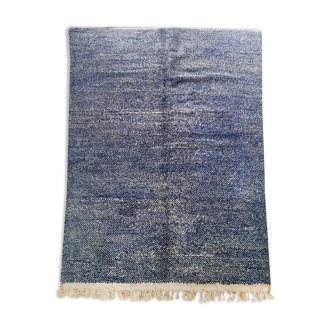 Moroccan Berber carpet Beni Ouarain unbleached and speckled blue 298x203cm