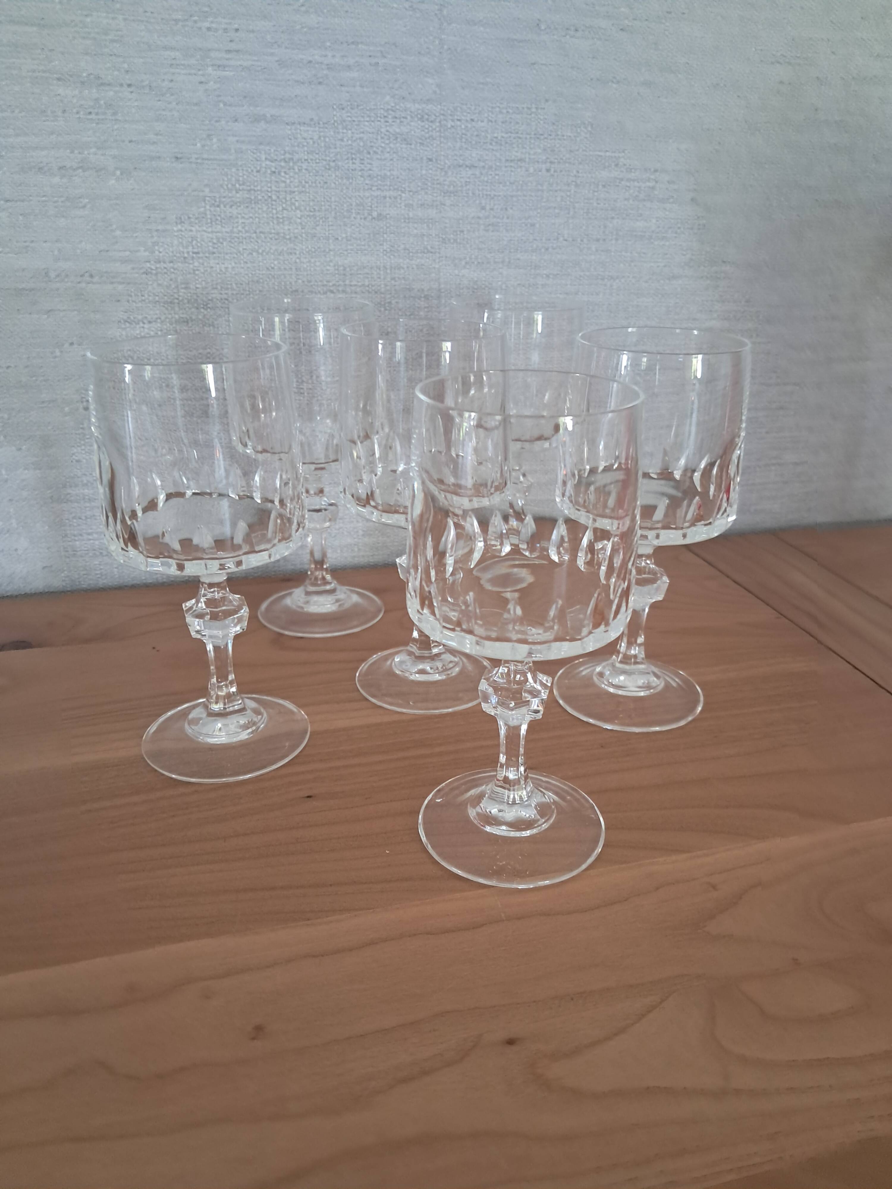 6 crystal white wine glasses model Vendôme