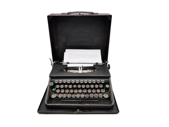 Machine à écrire japy P6 vintage révisée ruban neuf