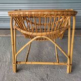 Vintage rattan basket chair in very good condition