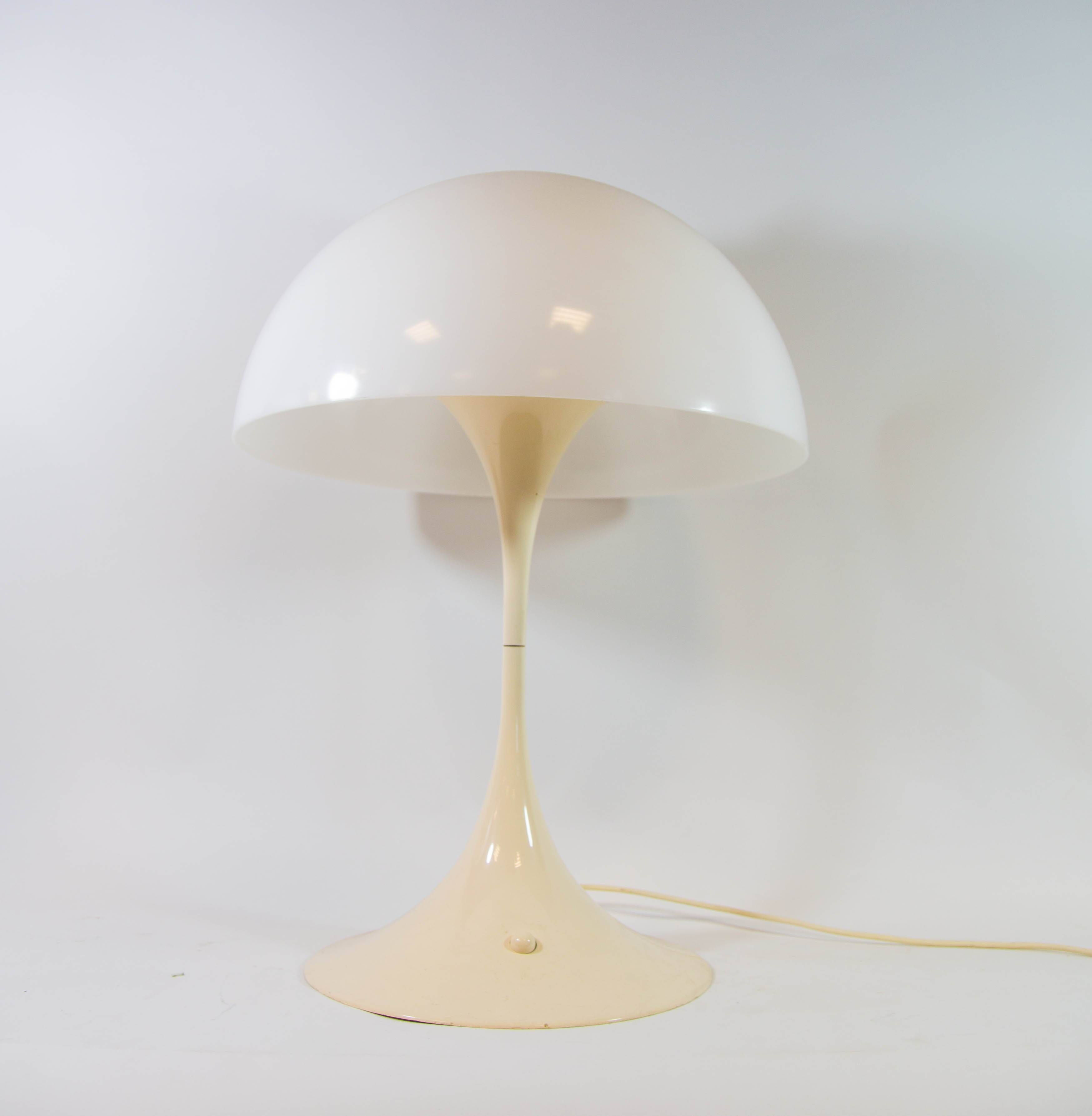 Panthella table lamp | Louis Poulsen | Verner Panton design | Vintage 70's
