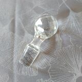 Carafe en verre ciselé