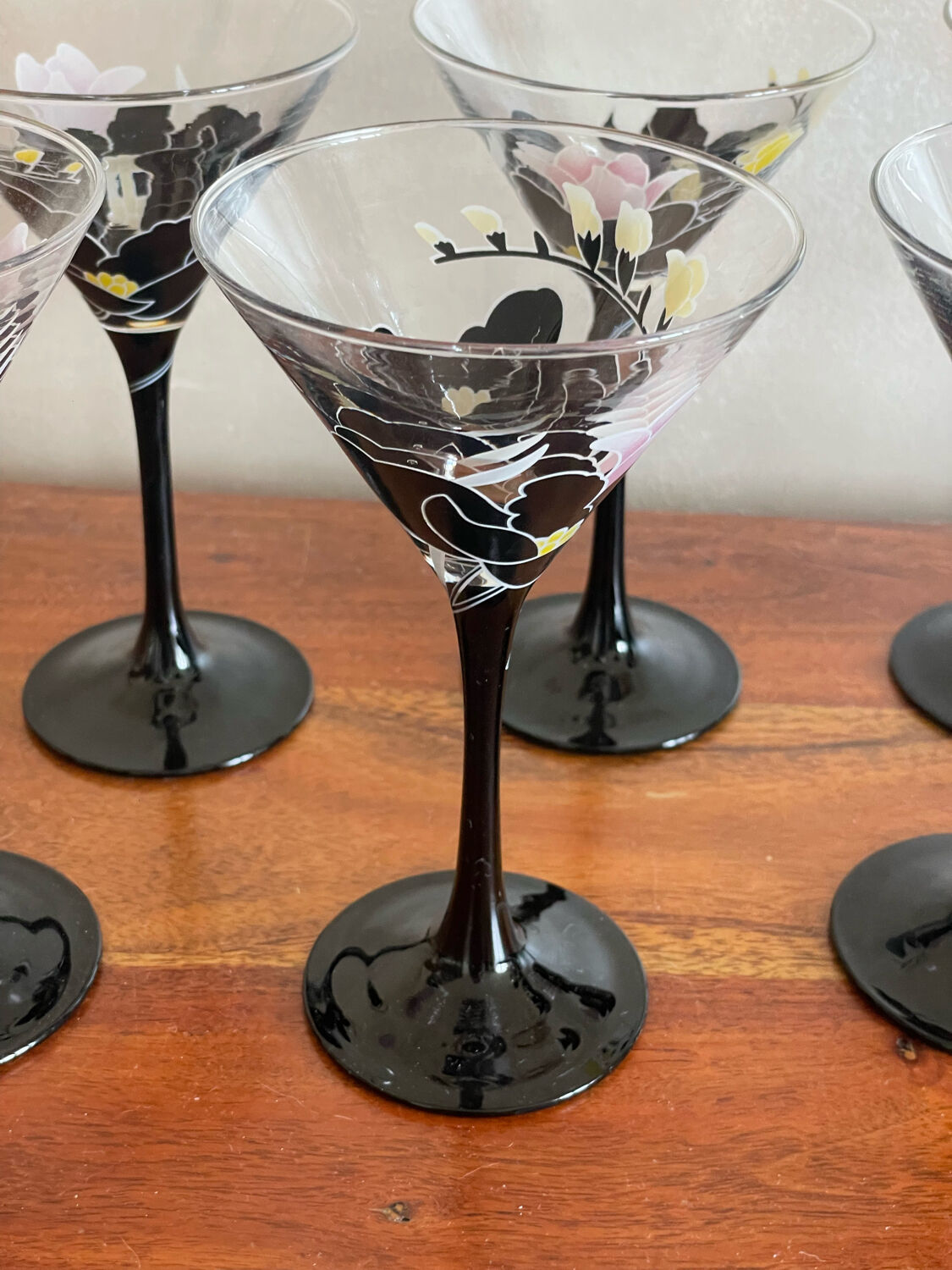 6 verres coupes à pied décor fleurs Luminarc