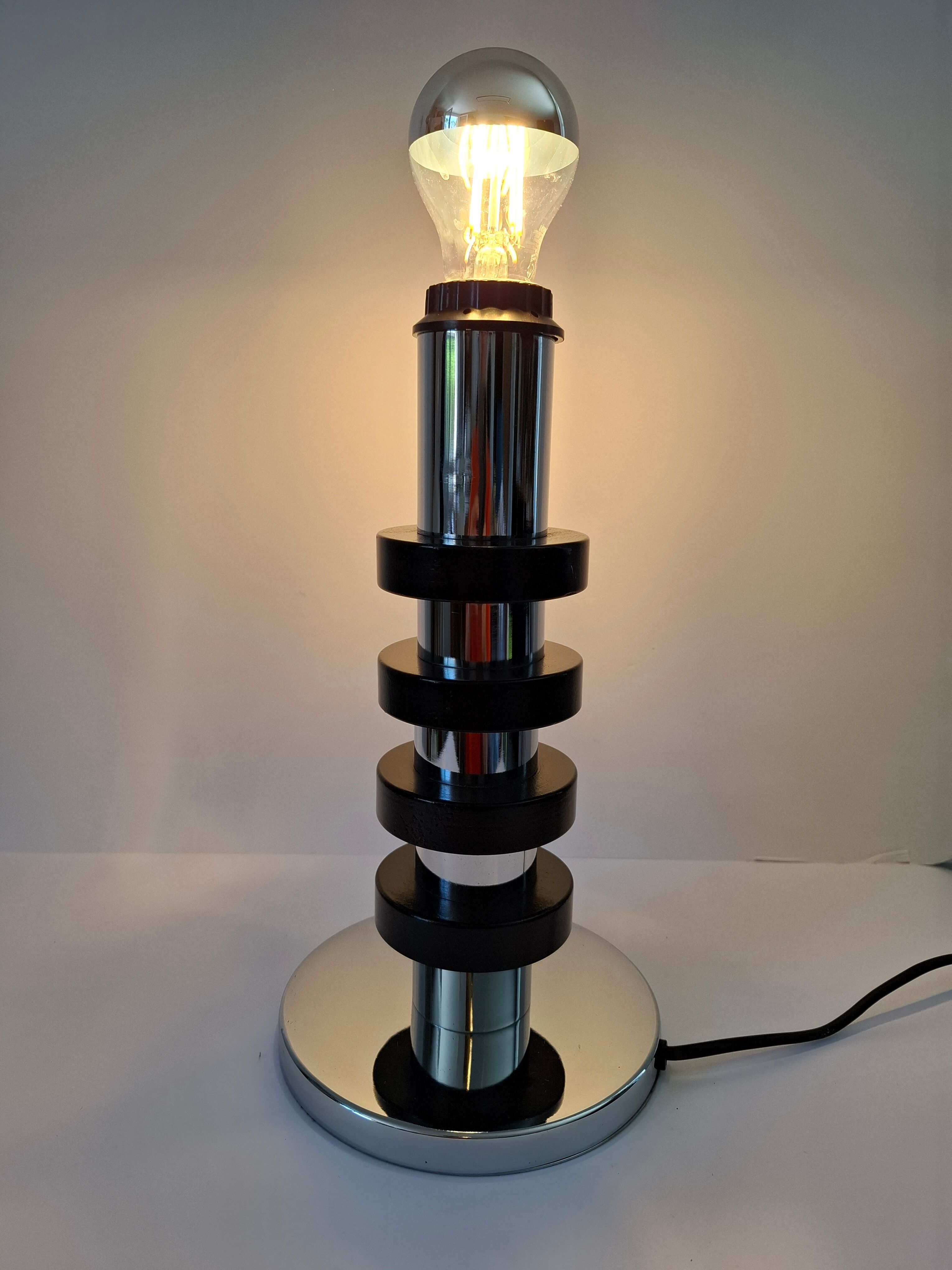 Chrome metal and wood lamp base from the 70s.