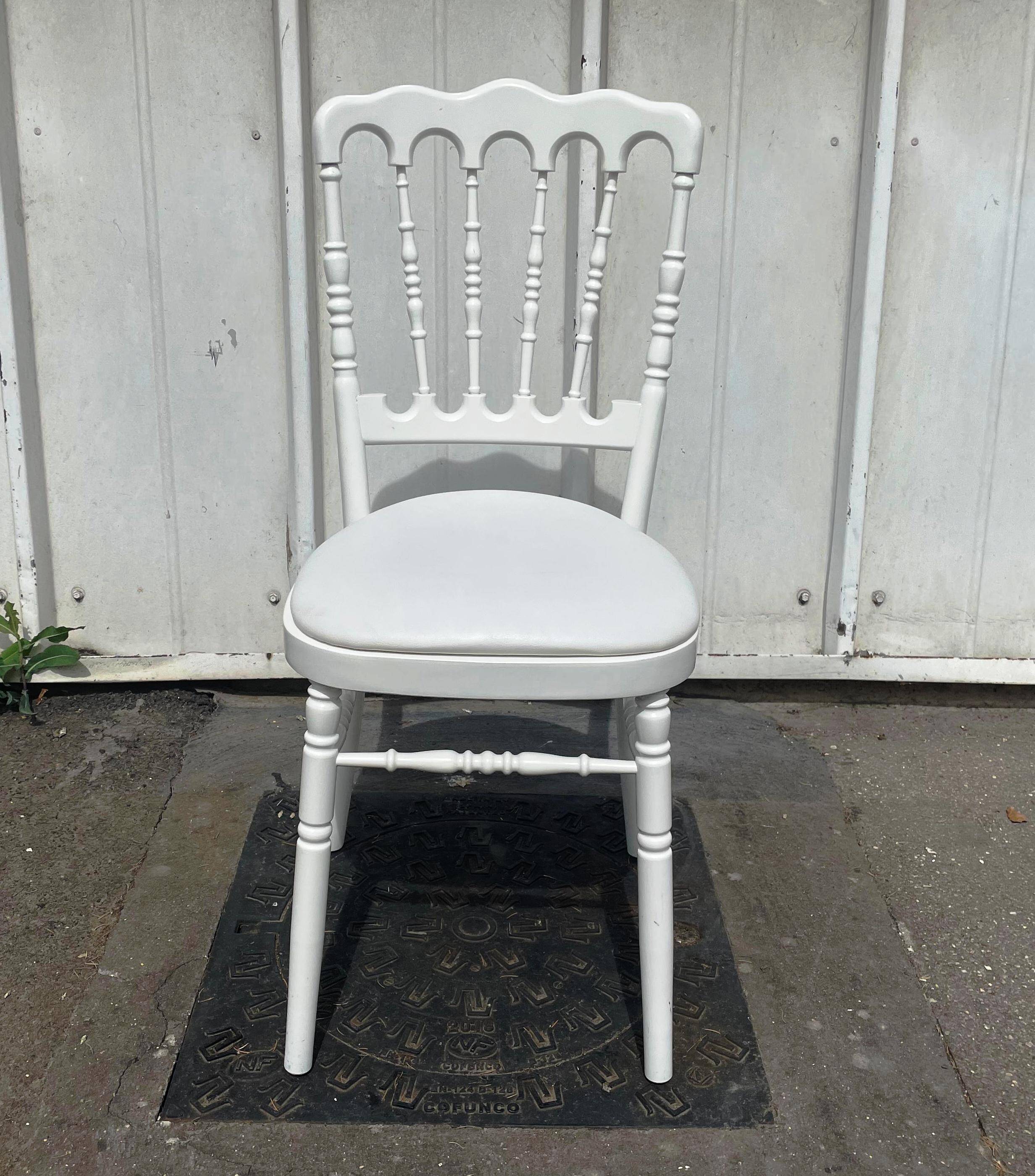 Suite de 10 chaises Napoléon III