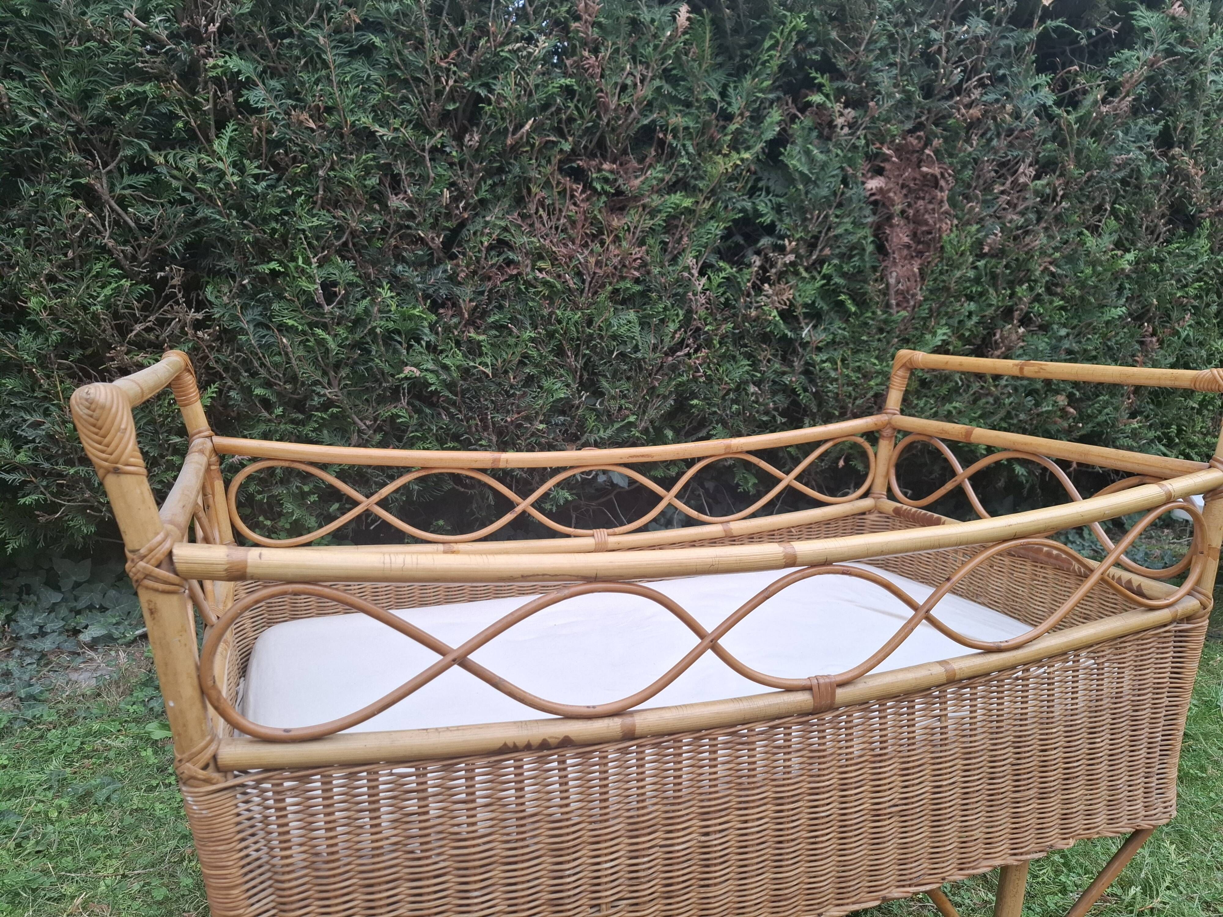 Vintage rattan baby cot