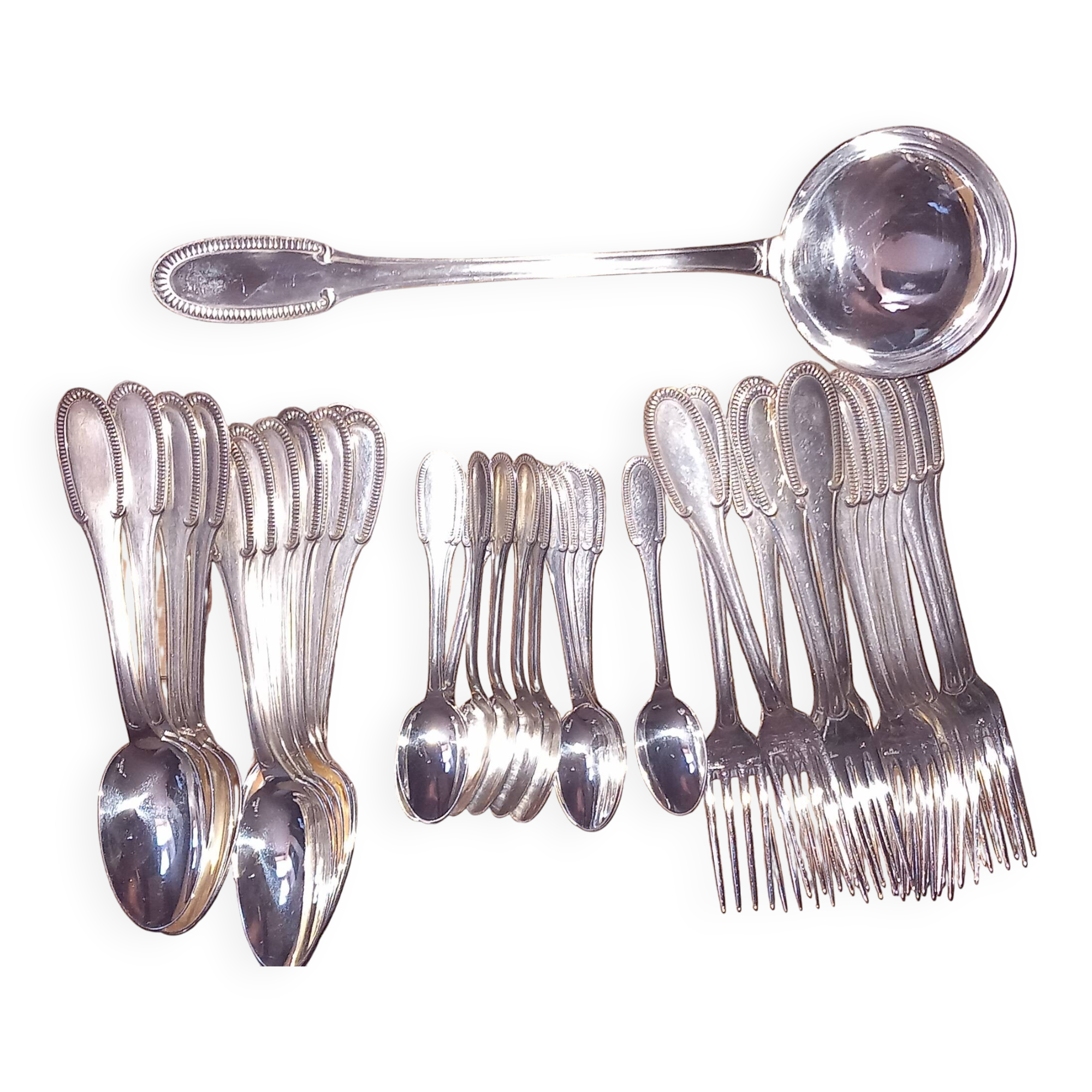 Silver-plated metal cutlery set ercuis in its gadroons model box