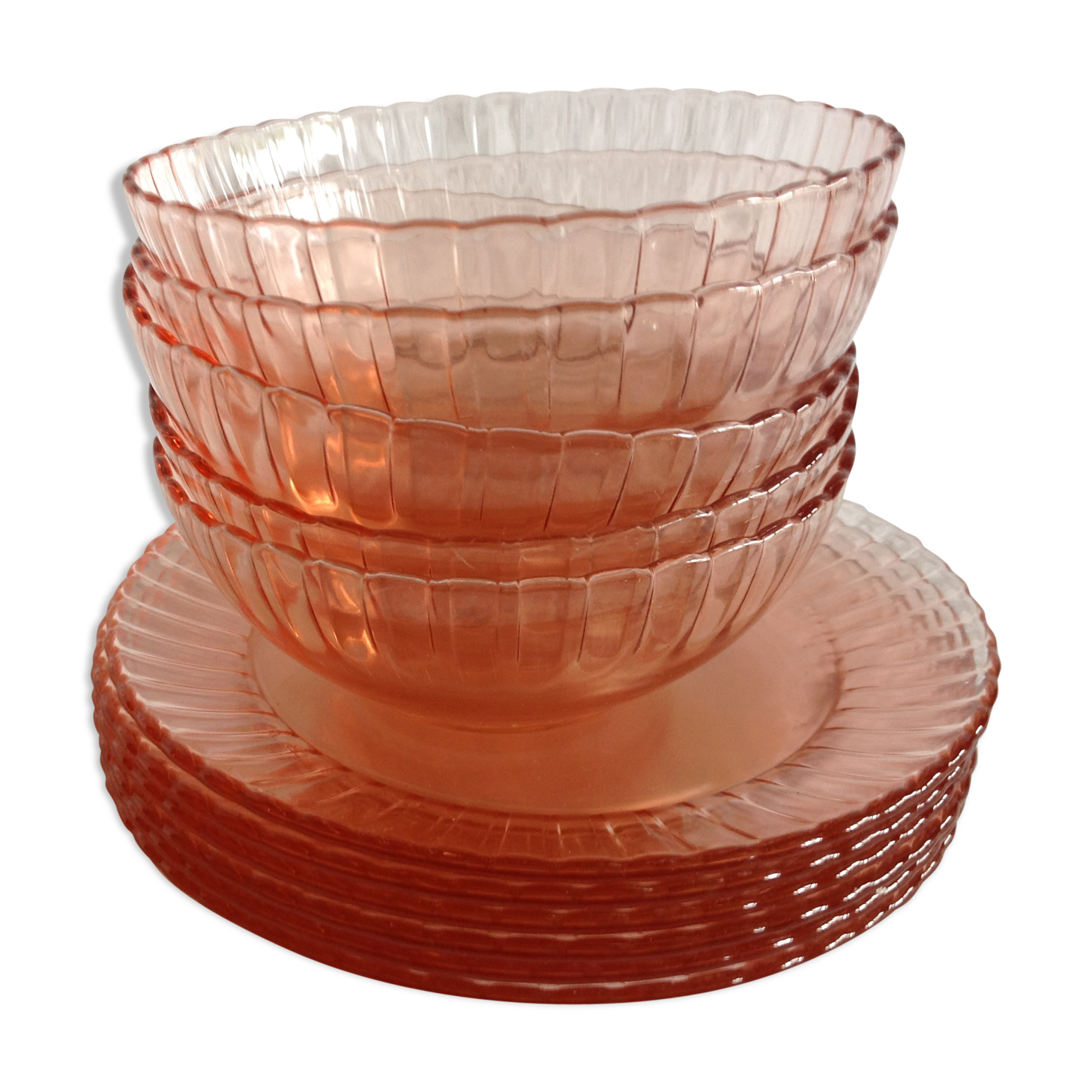 Set of 5 cups and 6 vintage plates