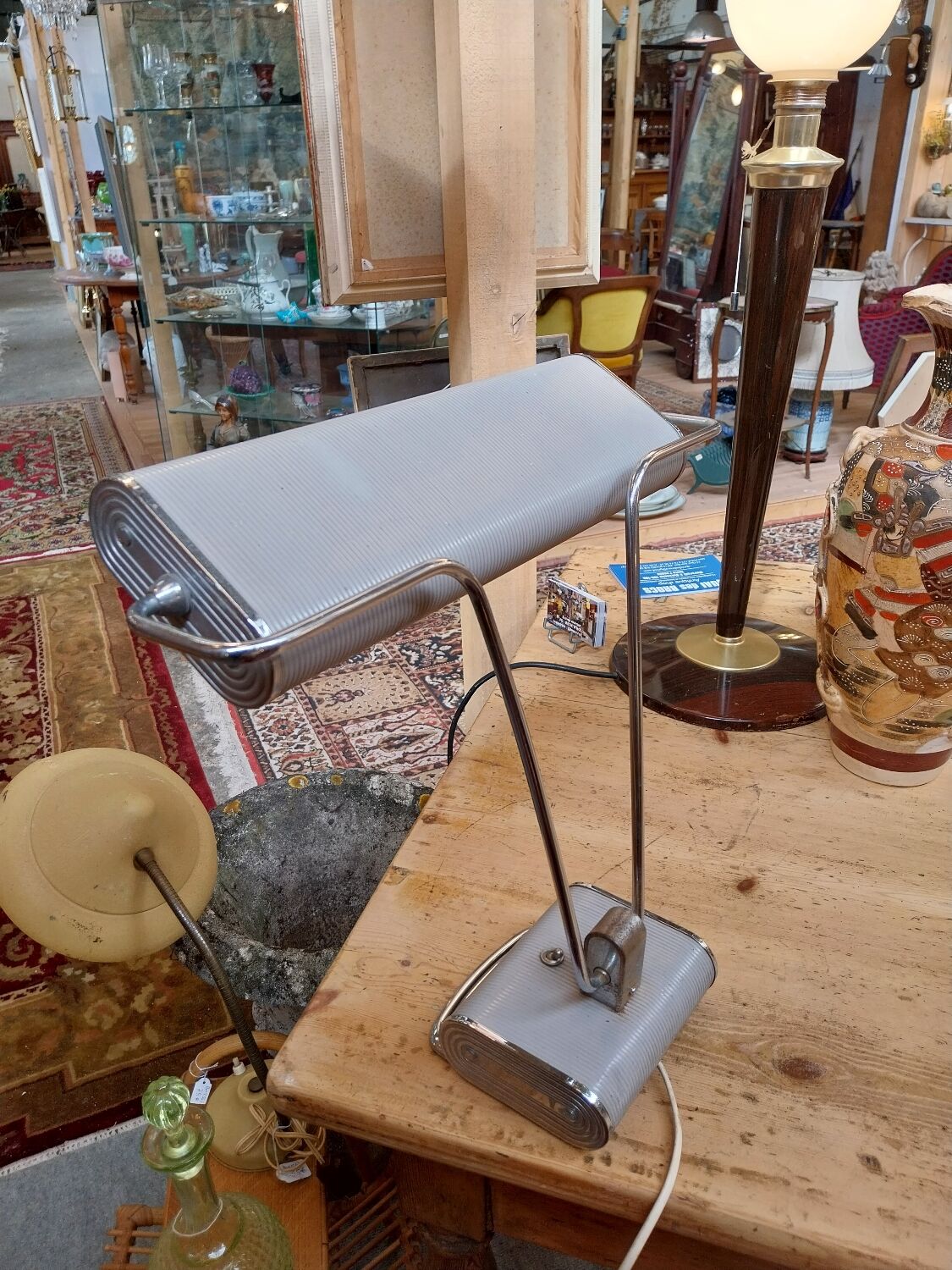 Art deco N71 desk lamp by Jumo