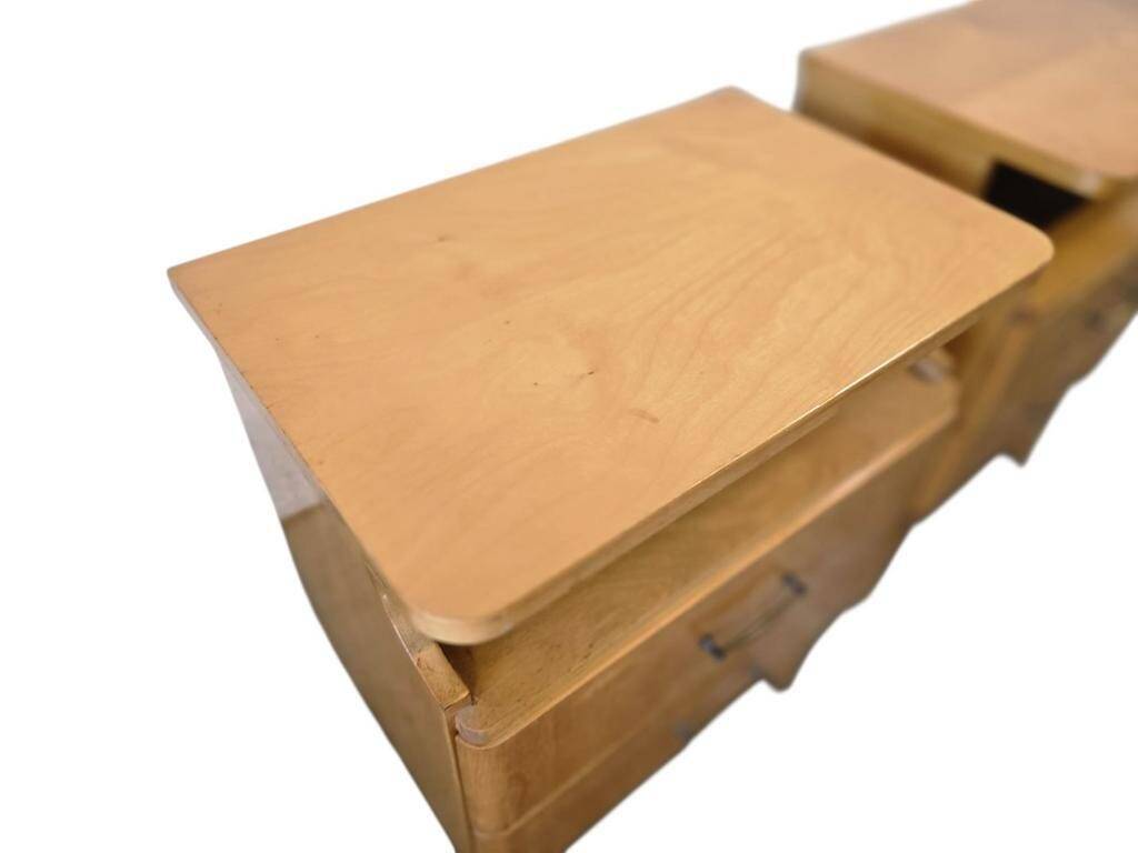 Set of 2 vintage bedside tables / mini cabinets