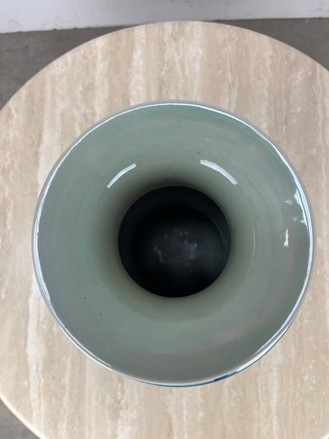 Chinese porcelain vase, blue, 20th century.